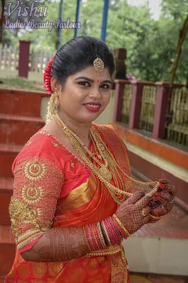 vishu beauty parlour bc road - Pooja 