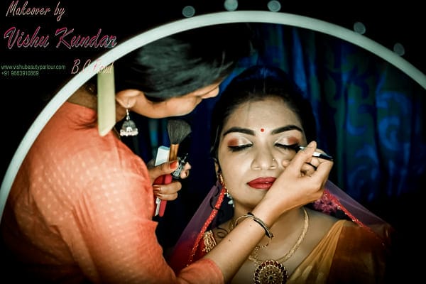 vishu beauty parlour bc road - Reshma attarctive parlour